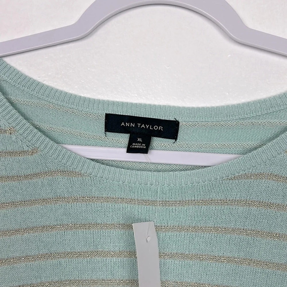 Ann Taylor NEW Women’s XL Shimmer Stripe Crew Neck‎ Pullover Sweater - Picture 3 of 6